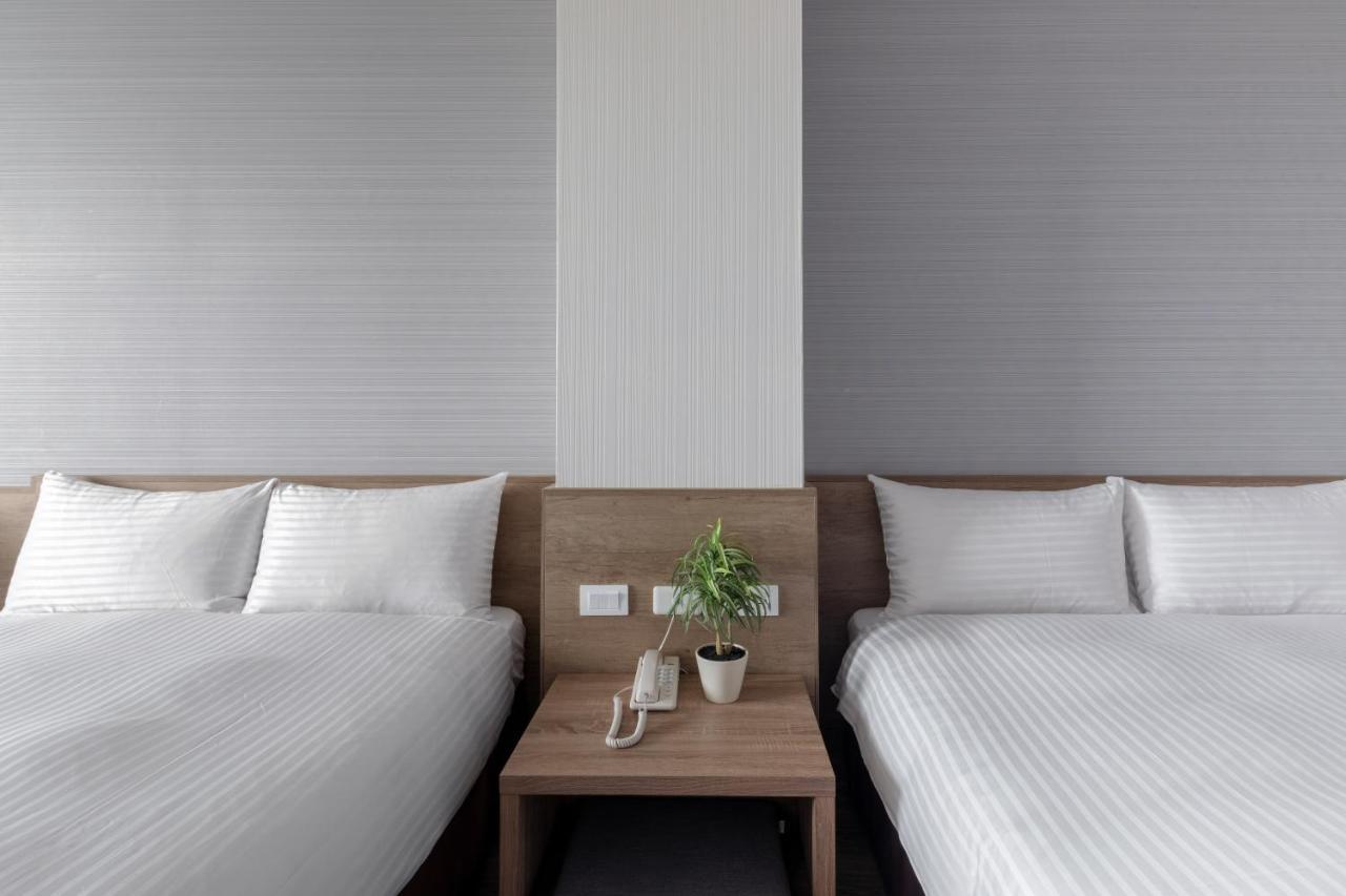 Hotel Brown - Zhongzheng تاينان المظهر الخارجي الصورة